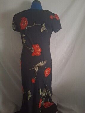 Jessica Howard Black Maxi Dress with Red Floral Print